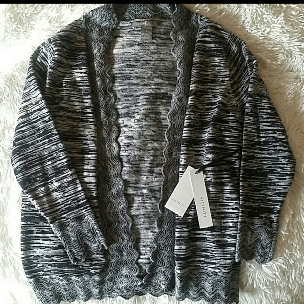 NWT Vicinity Open Front Cardigan Sweater Size Small Women's, Black/White